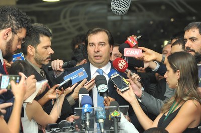 25out17ENTREVISTAmaia