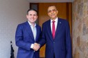 Hugo Motta recebe chanceler de Cabo Verde 