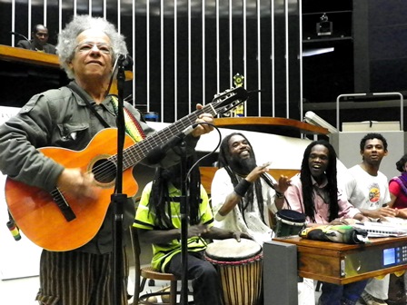 Câmara dos Deputados celebra o dia nacional do reggae