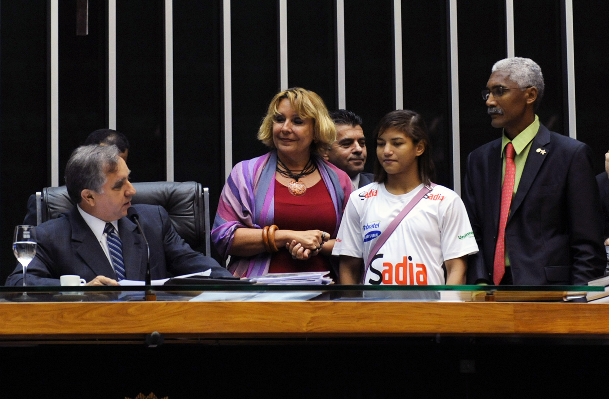 Medalhista Sarah Menezes visita a Câmara