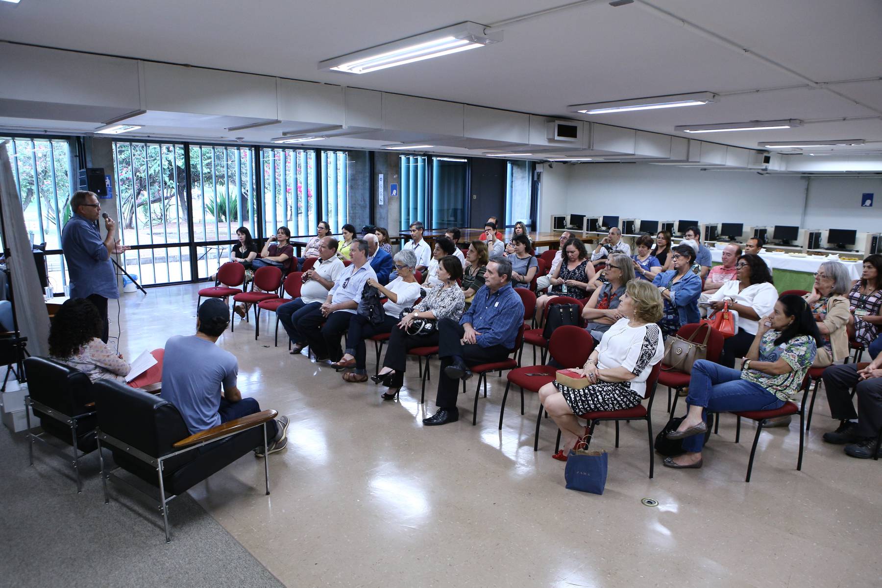Encontro com o Autor - Roberto Klotz