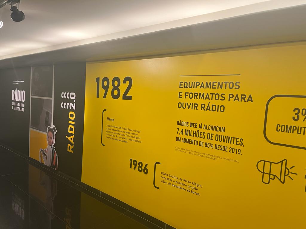 Rádio centenário e antenado 9