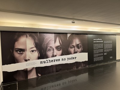 Mulheres no poder foto 1