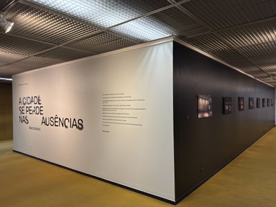 A cidade se perde nas ausências 10