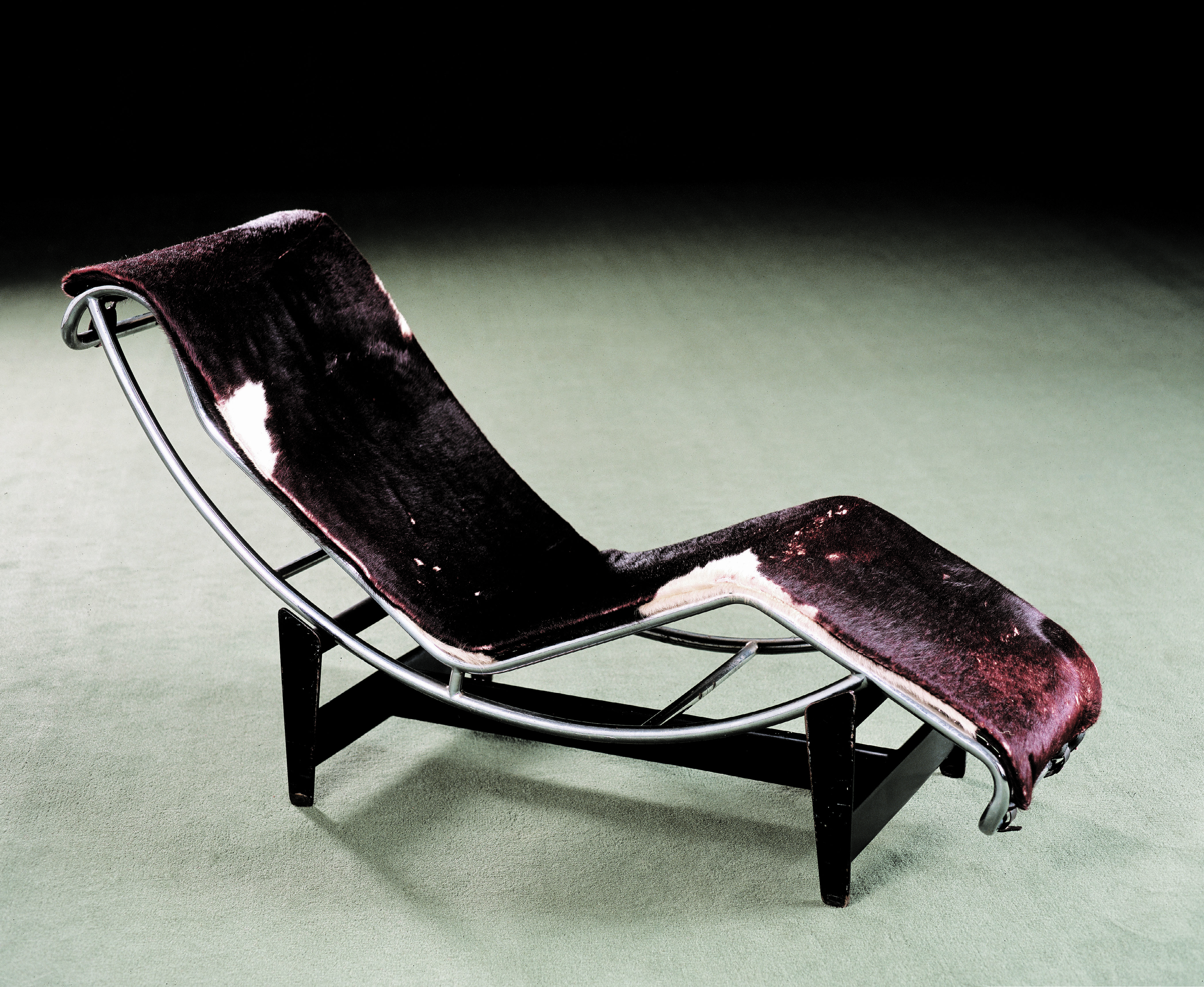 Chaise Longue, 1928
