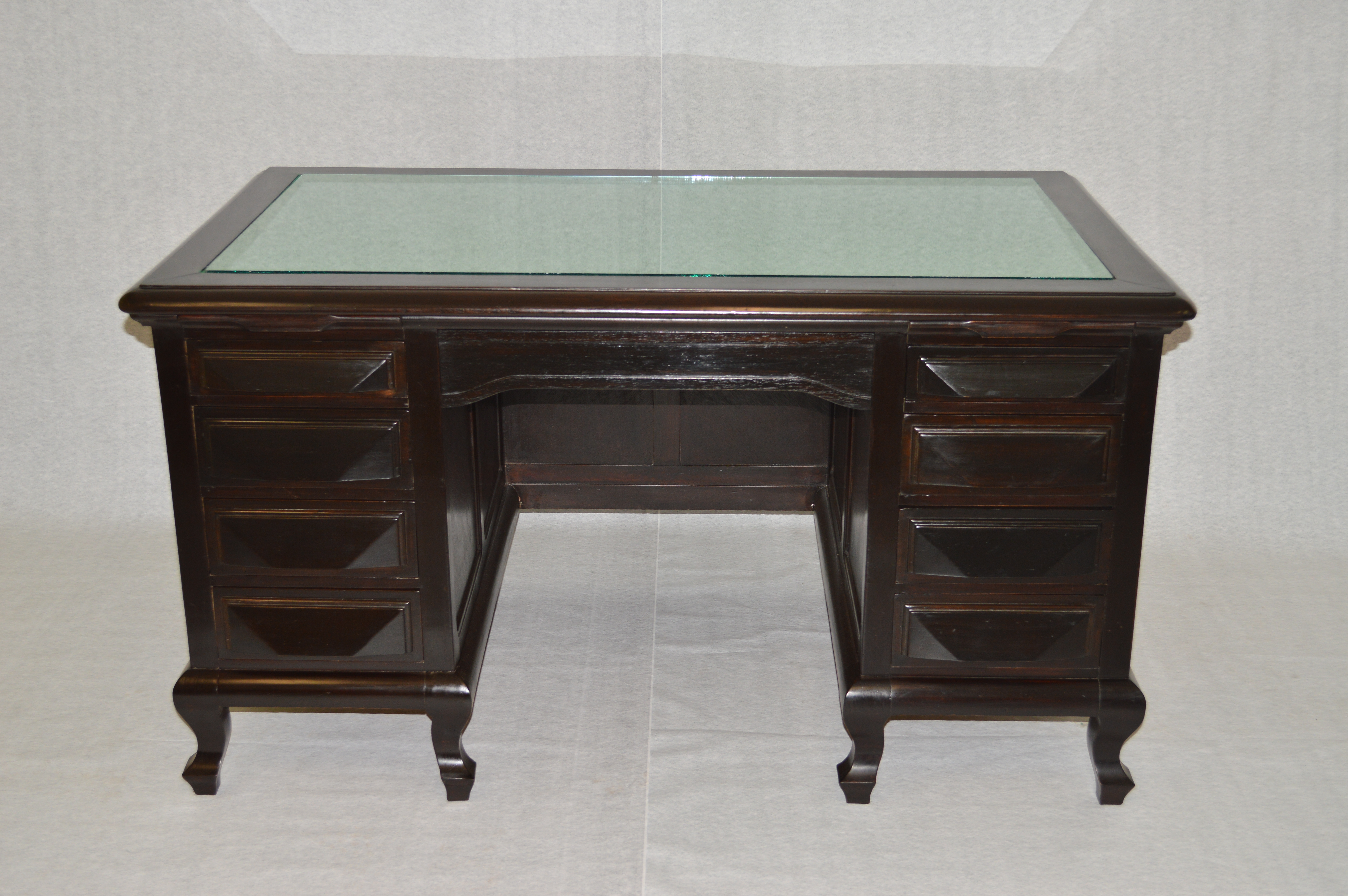 Escrivaninha de Nove gavetas [08], 1926