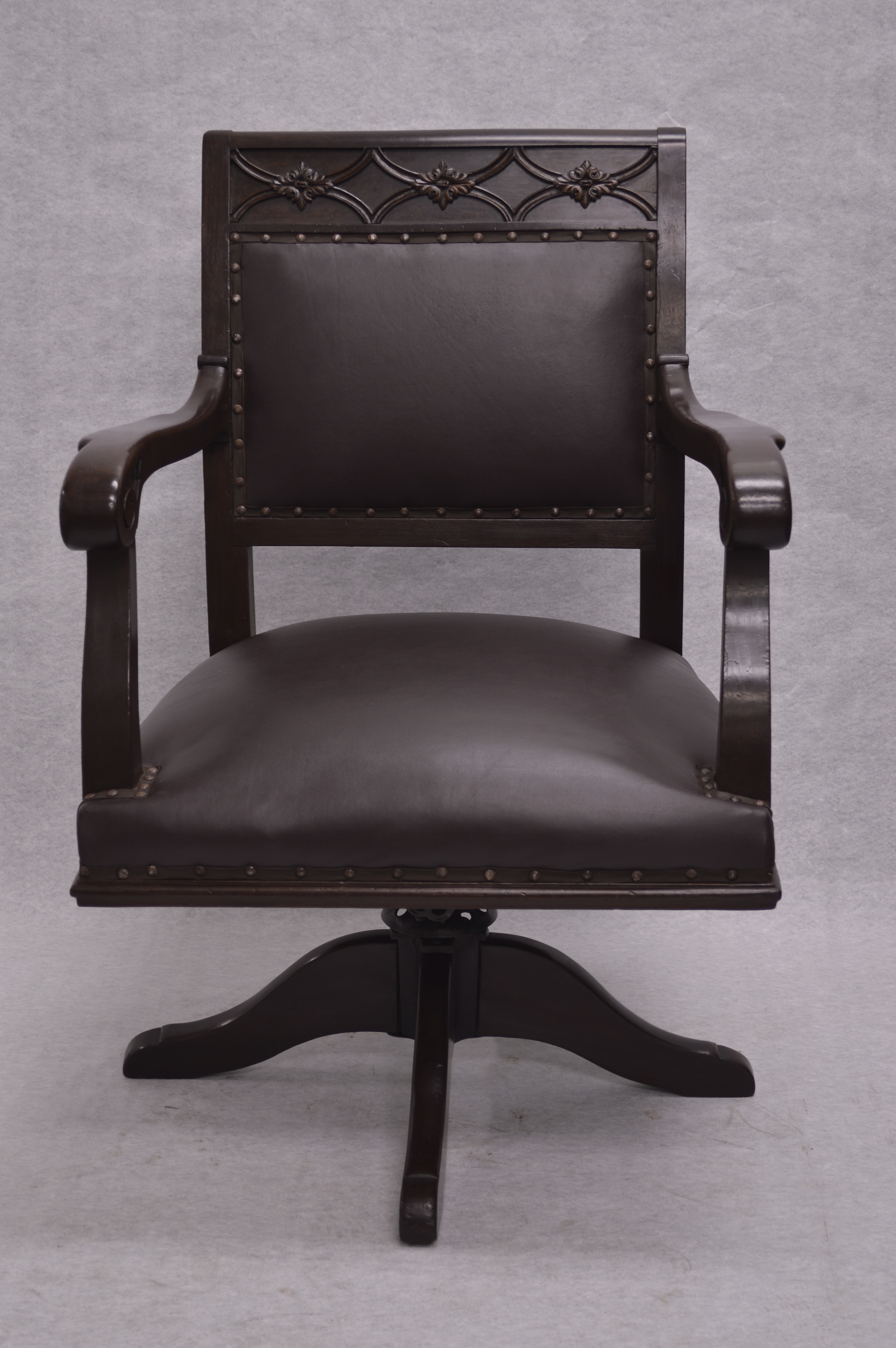 Poltrona de Secretaria Flor de café [01], 1926