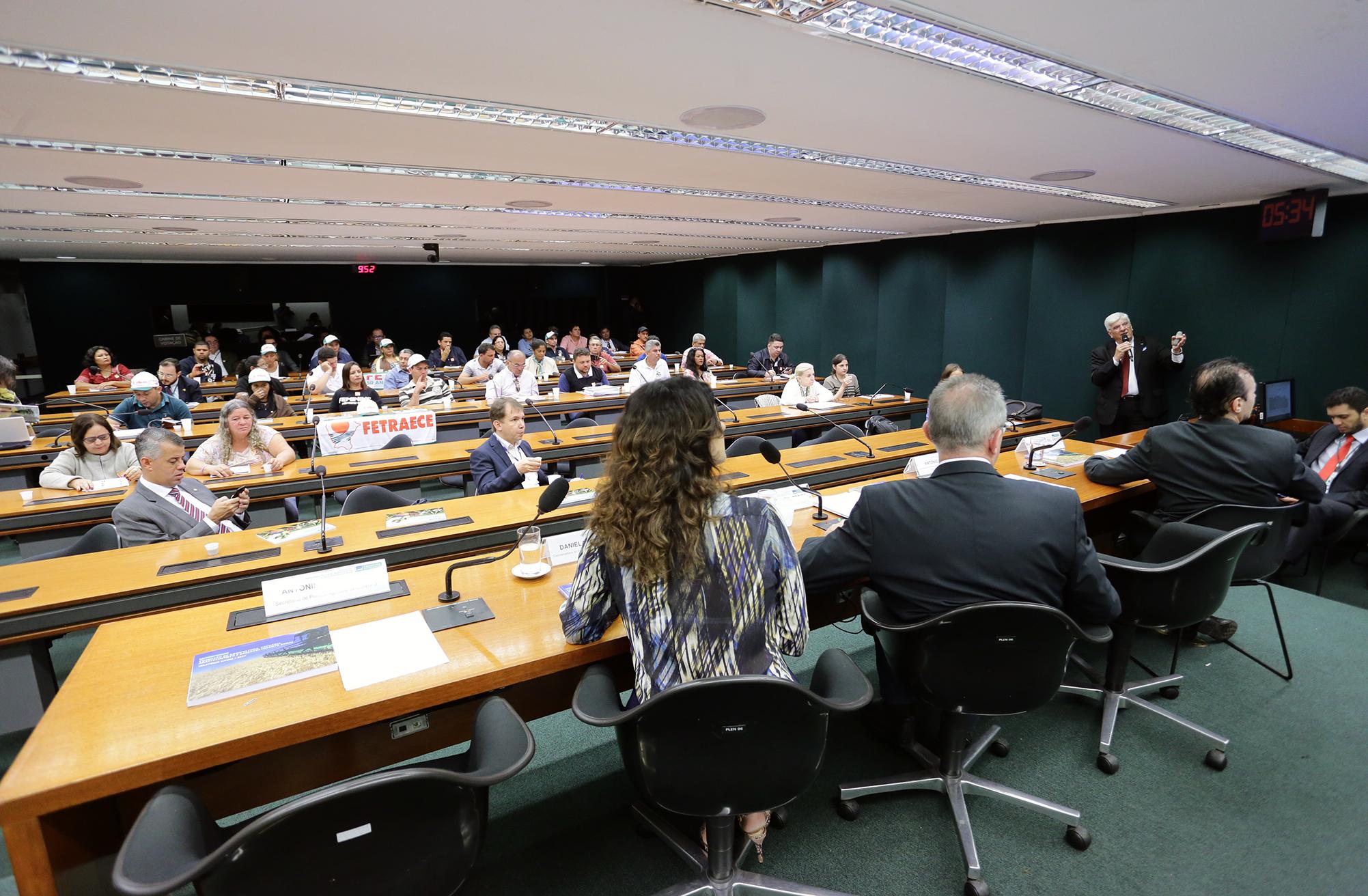 Censo aponta dificuldade em manter jovens no campo como obstáculo ao crescimento da agricultura familiar