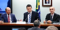 Comissão de Agricultura quer ouvir ministro Blairo Maggi sobre Operação Carne Fraca