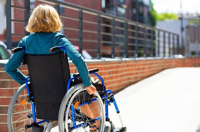 CCJC aprova PEC que inclui expressão "pessoa com deficiência" na Constituição
