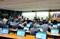 CCJC aprova PEC que vincula salário de peritos da Polícia Federal ao de ministros do Supremo