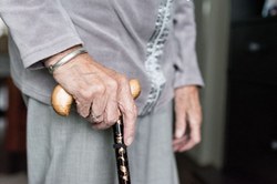 CCJC aprova pena maior para quem matar idoso