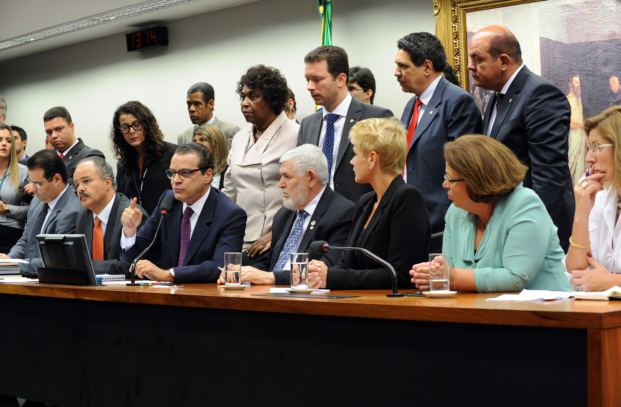 CCJC aprova proibição de castigos físicos em crianças