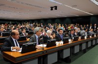 CCJC aprova projeto que concede a JK título de patrono da urologia