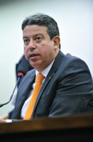 CCJC aprova tramitação de PEC que acaba com sigilo de ações de contestação de mandato