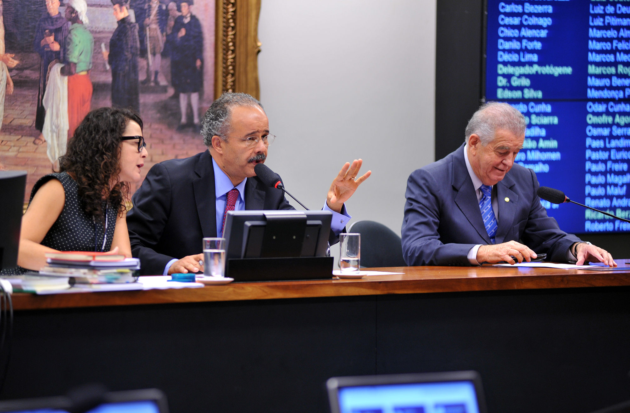 Definidos 1º e 3º vice-presidentes da CCJ da Câmara