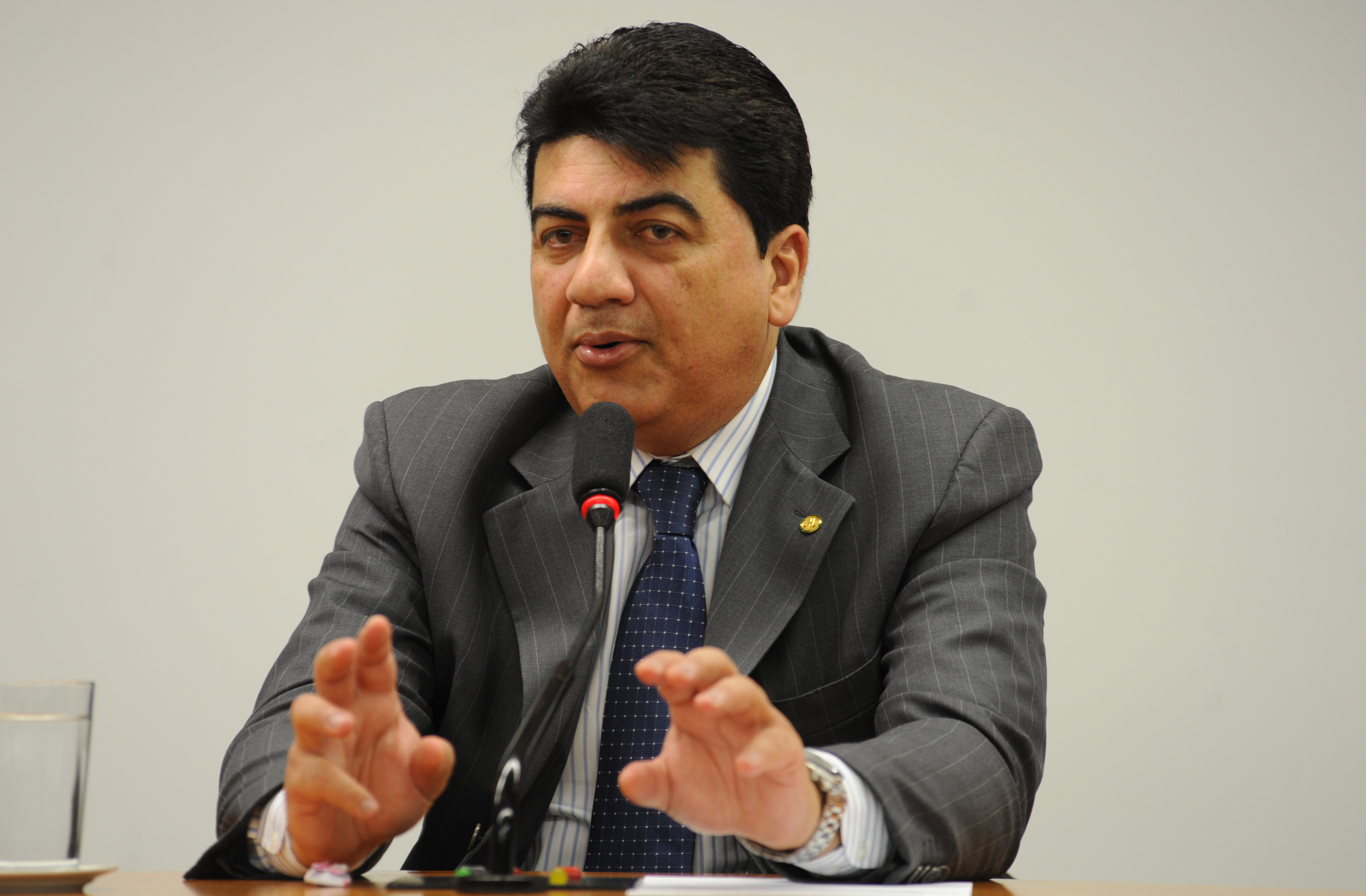 Eleito presidente da subcomissão de rádio digital