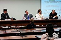 Luiza Erundina quer auditoria do TCU nos contratos de concessão das empresas de radiodifusão sonora e de sons e imagens