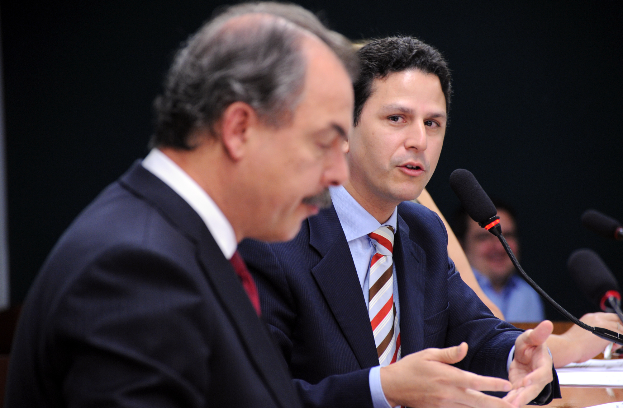 Bruno Araújo propõe acordo para aplicação do Fust a partir de 2012