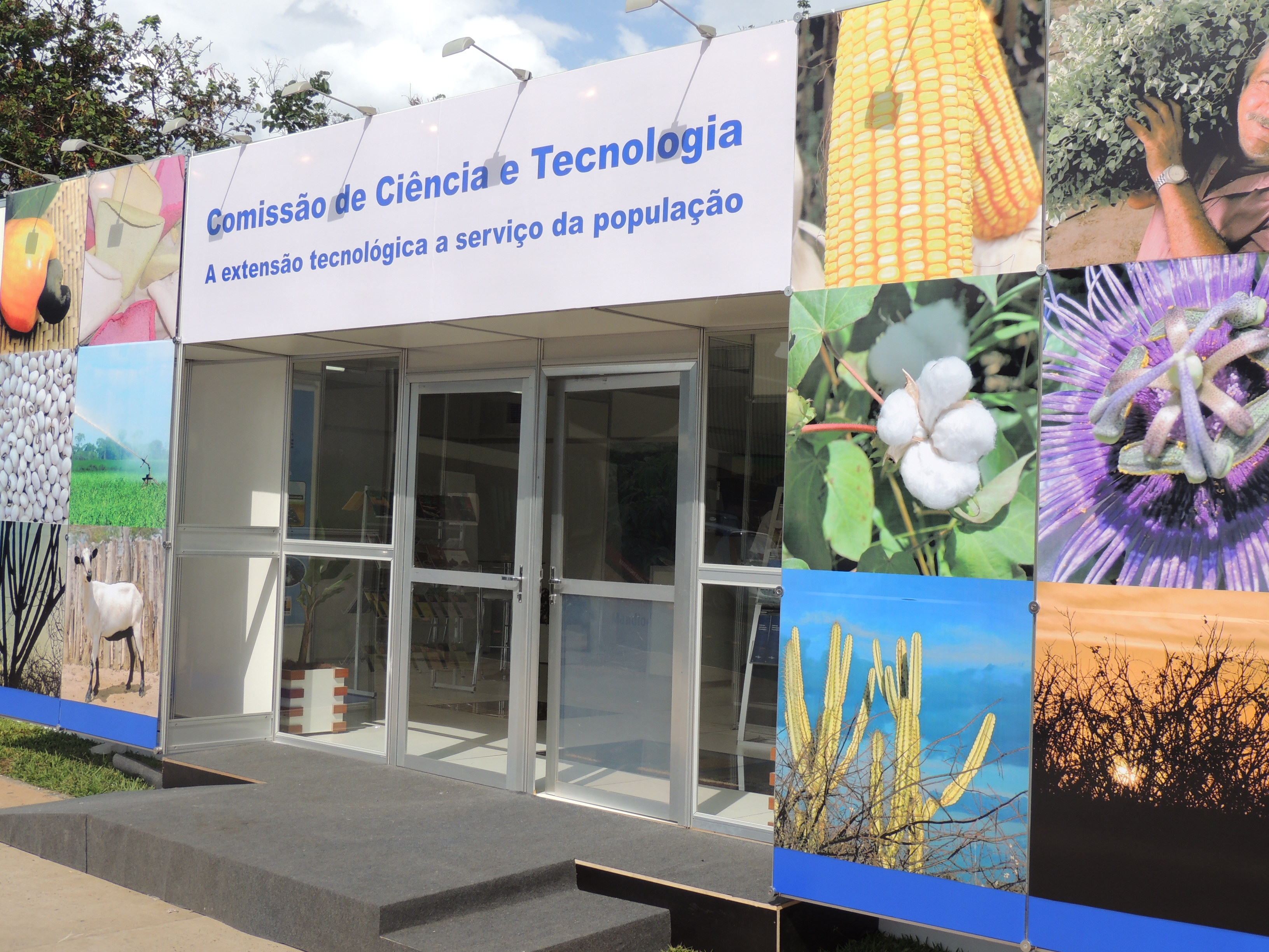 Aberta exposição da Embrapa sobre Centros Vocacionais Tecnológicos