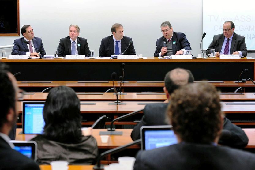 Anatel reforça necessidade de transmissão de canais abertos por TVs pagas