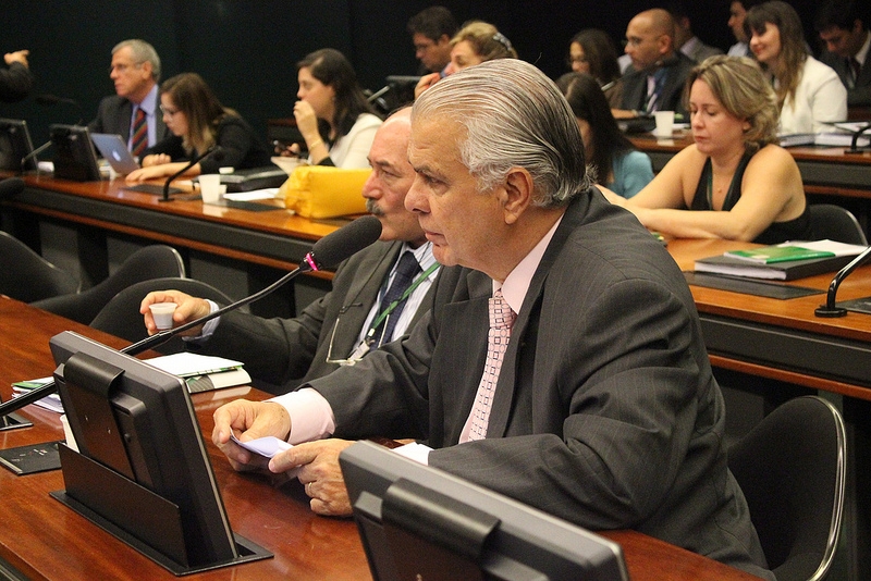 Aprovado PL que regula uso de mensagem de voz para cobrança de conta em atraso