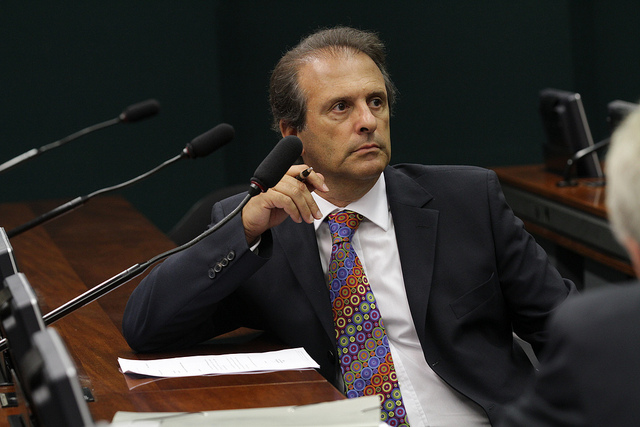 Carregamento de canais obrigatórios na pauta da CCTCI