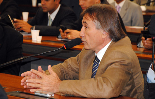 CCTCI aprova projeto que proíbe diferença de preços entre telefonia pré-paga e pós-paga