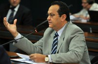 CCTCI fará audiência sobre concorrências para TV e rádio do governo FHC