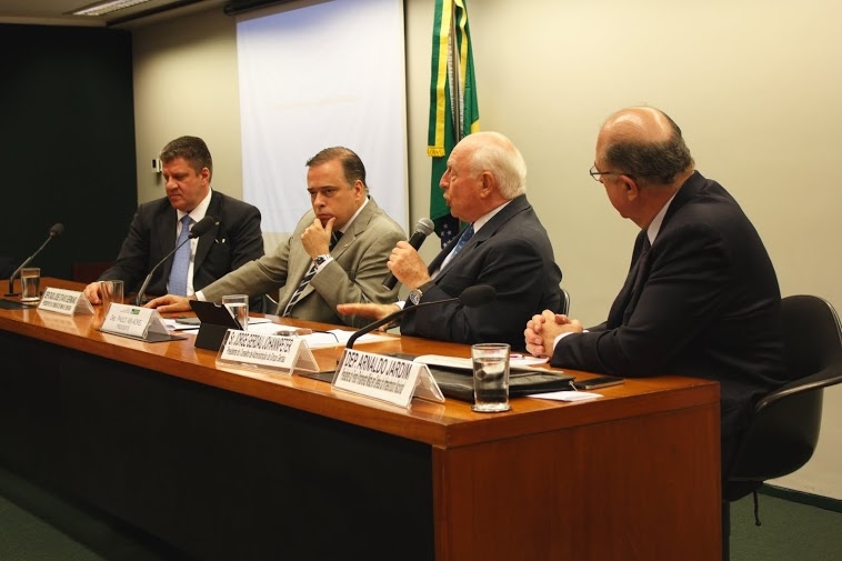 Gerdau defende macrometas para a economia brasileira