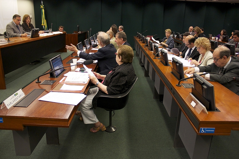 Uso de seres vivos em pesquisas será tema de audiência