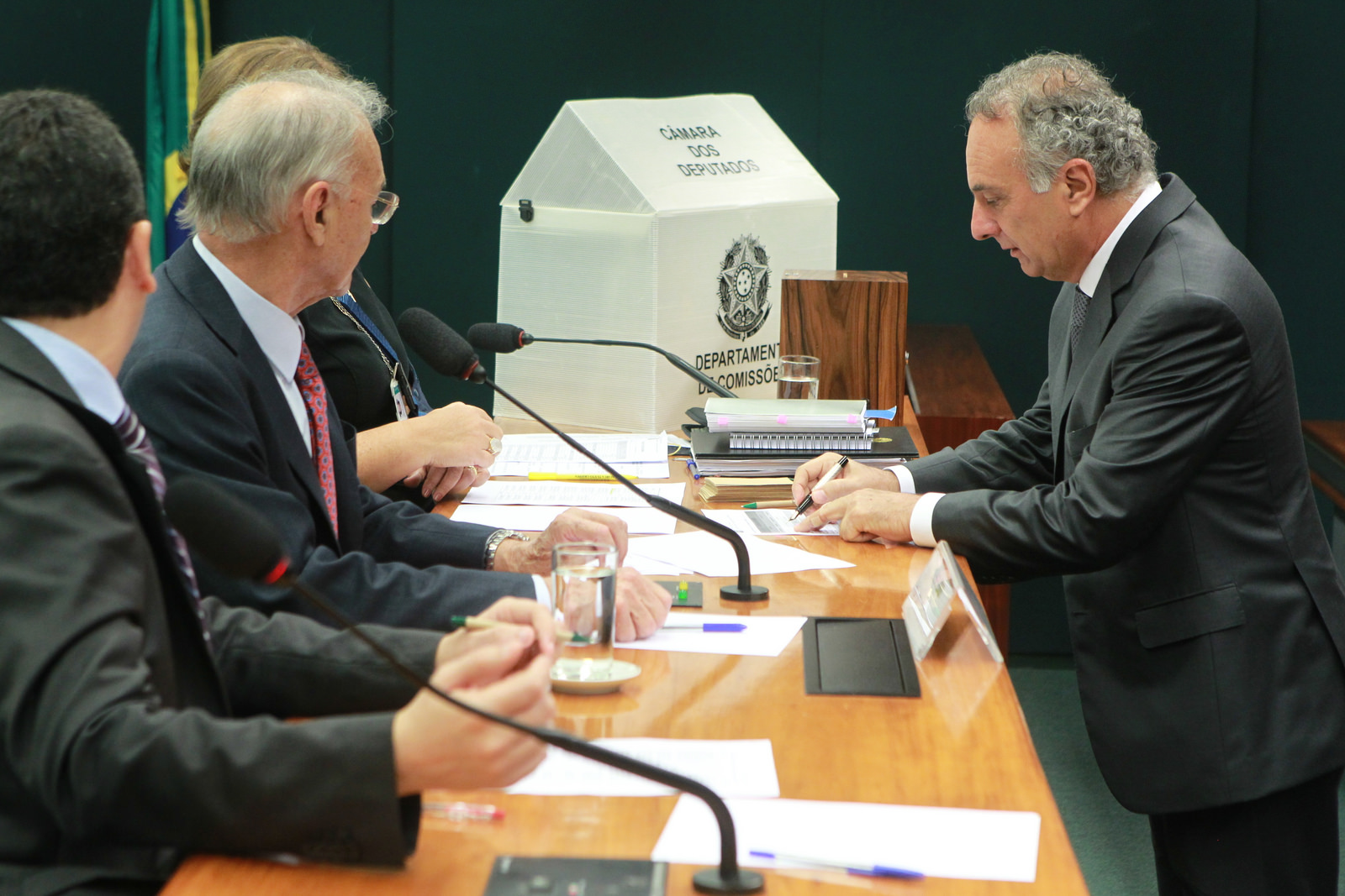 Ricardo Tripoli é eleito presidente da Comissão de Ciência e Tecnologia