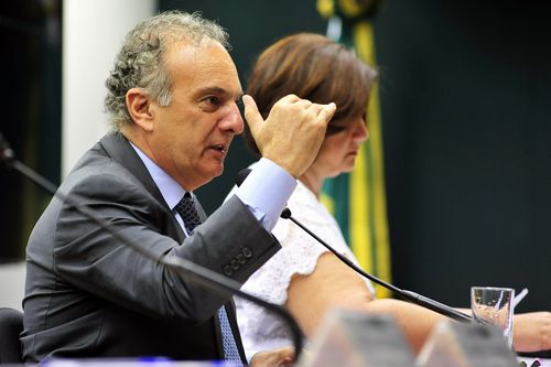 Galeria dos ex-presidentes da Comissão de Ciência e Tecnologia ganha novo integrante