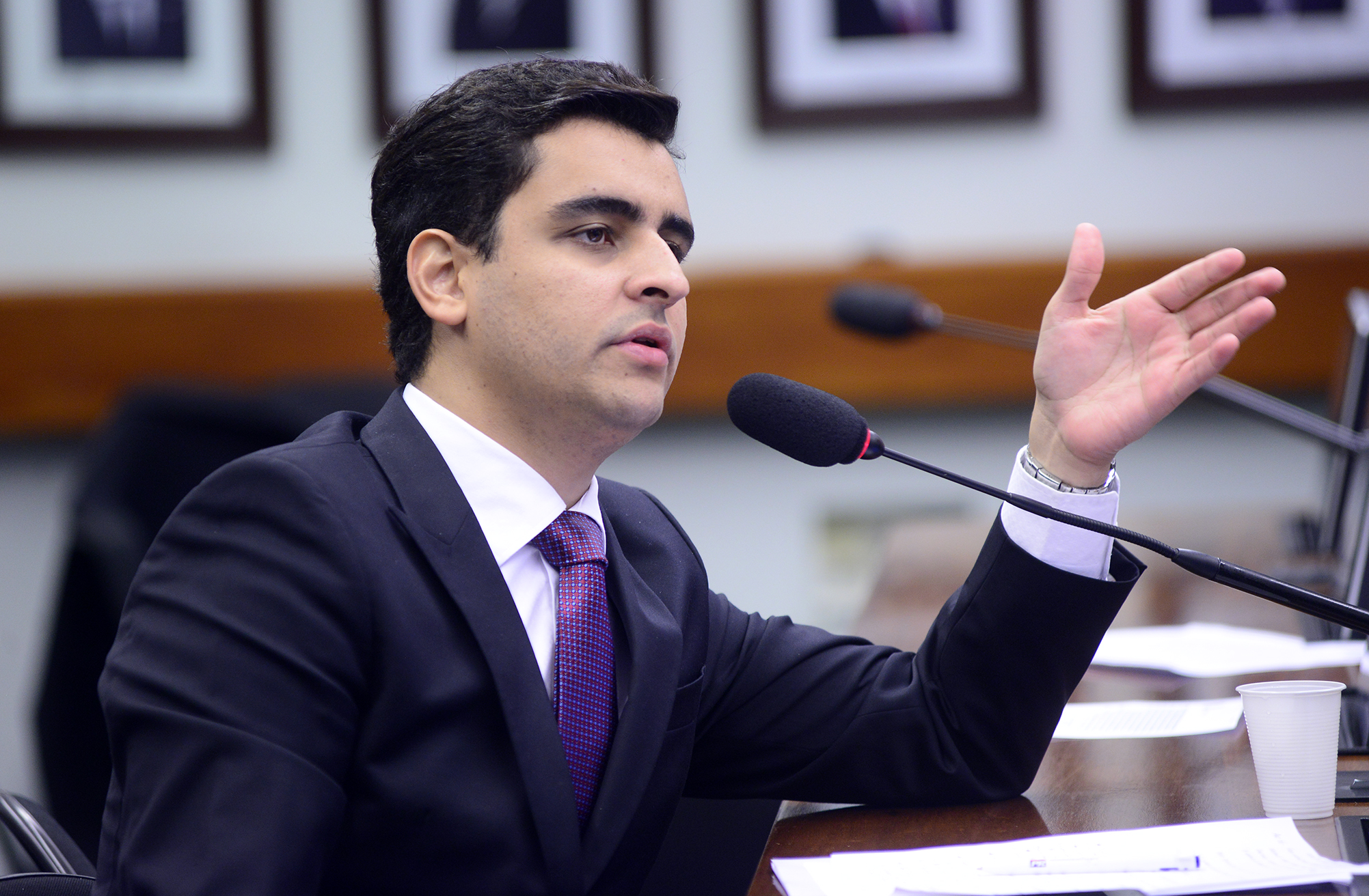 CCTCI debate a execução de políticas públicas de acesso à internet