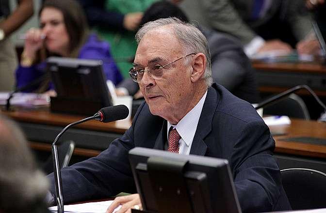 CCTCI promove mudanças na Lei Geral de Telecomunicações para punir subtração de equipamentos