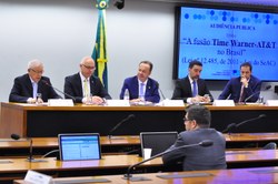 CCTCI discute impactos da fusão Time Warner-AT&T no Brasil