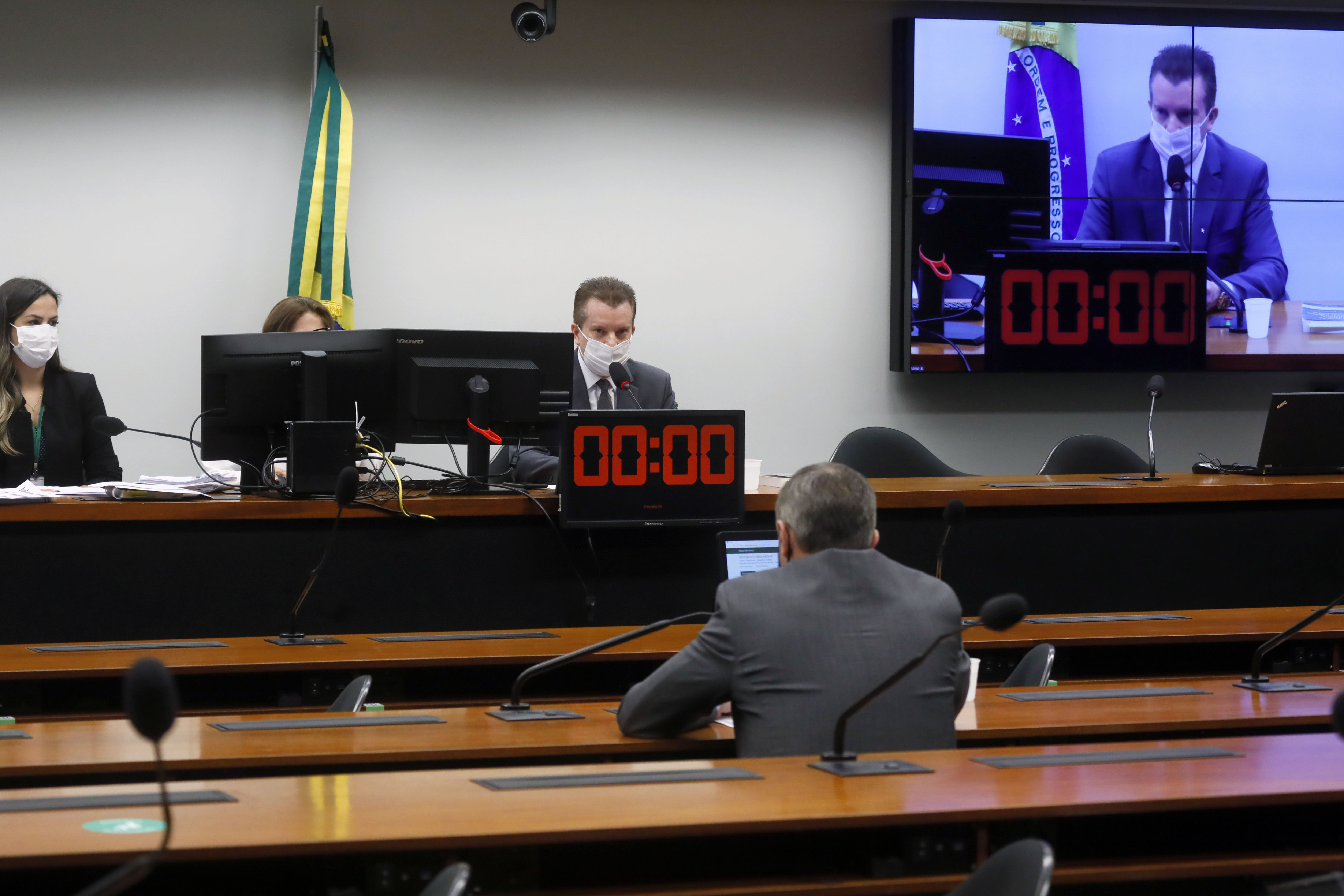 CDC vai discutir reajustes de medicamentos e de planos de saúde