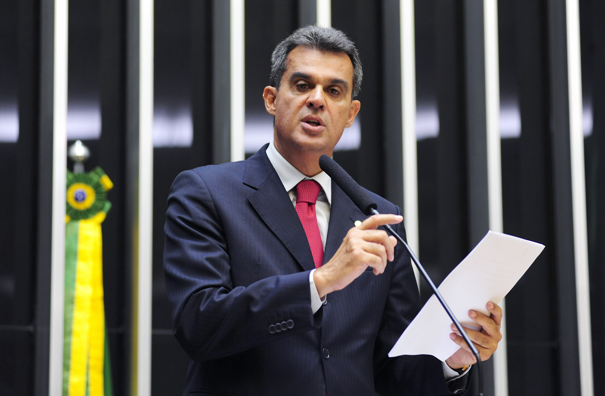 Comissão de Defesa do Consumidor elege Sérgio Brito para Presidente