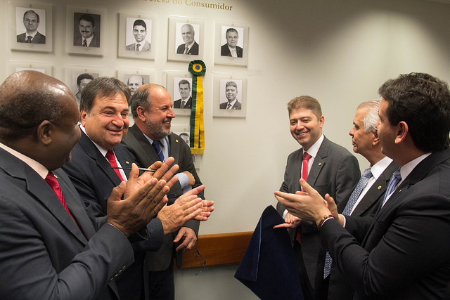 Deputado Rodrigo Martins ganha foto na galeria de ex-presidentes da CDC