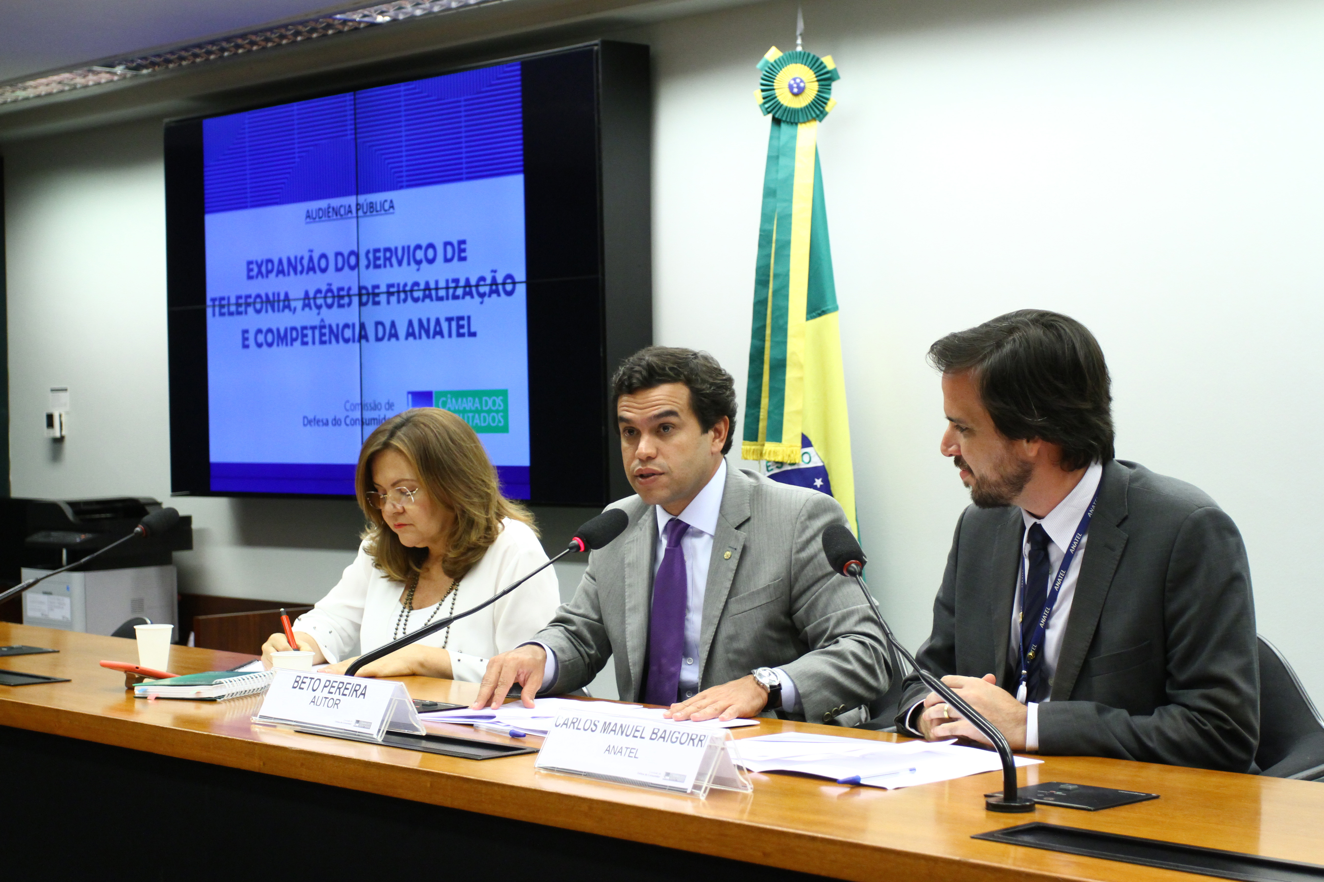 Fiscalização da Anatel sobre empresas é criticada na Câmara