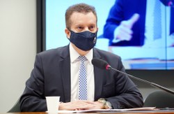 Russomanno quer coibir preços abusivos em medicamentos usados na Covid