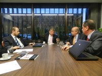 Associação pede a presidente da CDEIC que coloque em pauta projeto que concede prêmio ao desempenho do trabalhador 