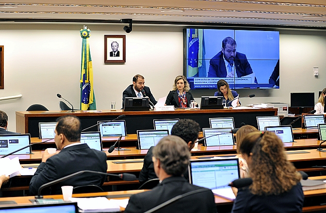 CDEICS delibera 80% da pauta