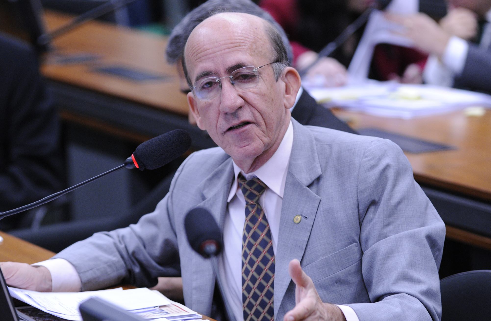 Comissão aprova percentual mínimo de pães de microindústrias locais na merenda escolar