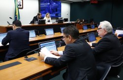 Comissão aprova requerimento para realização de Audiência Pública com o BNDES