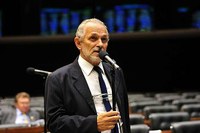 Comissão de Desenvolvimento Econômico rejeita carregador universal de celular