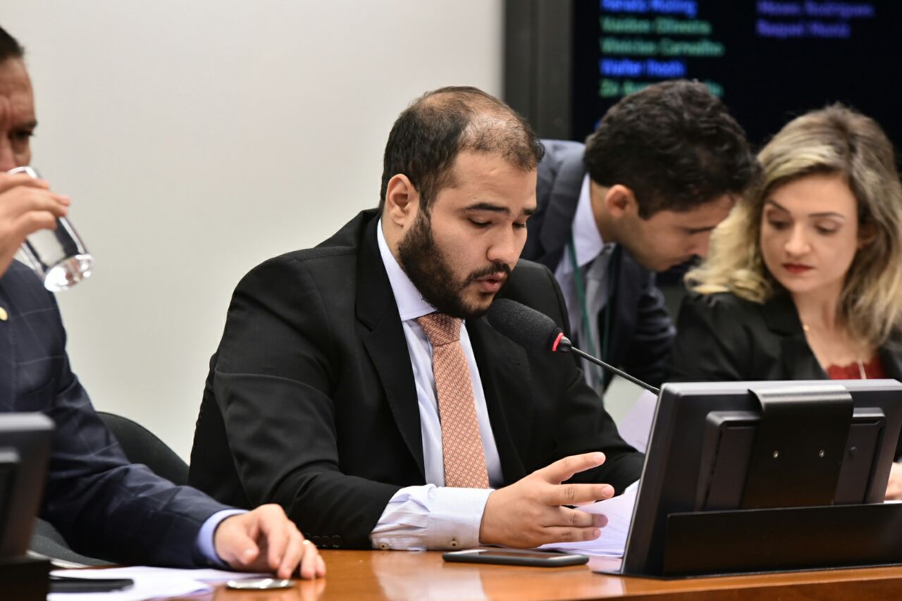 Comissão debaterá controle de empresas aéreas brasileiras por estrangeiros 