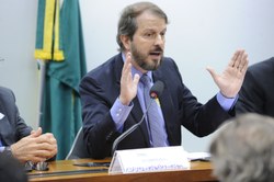 Parlamentares defendem Sistema S, mas pedem mais transparência e diálogo com governo