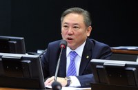 Projeto altera Lei do Refis para evitar exclusão de empresas 