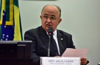 Presidente lamenta “dimensão do corte” para indústria e comércio no Orçamento da União